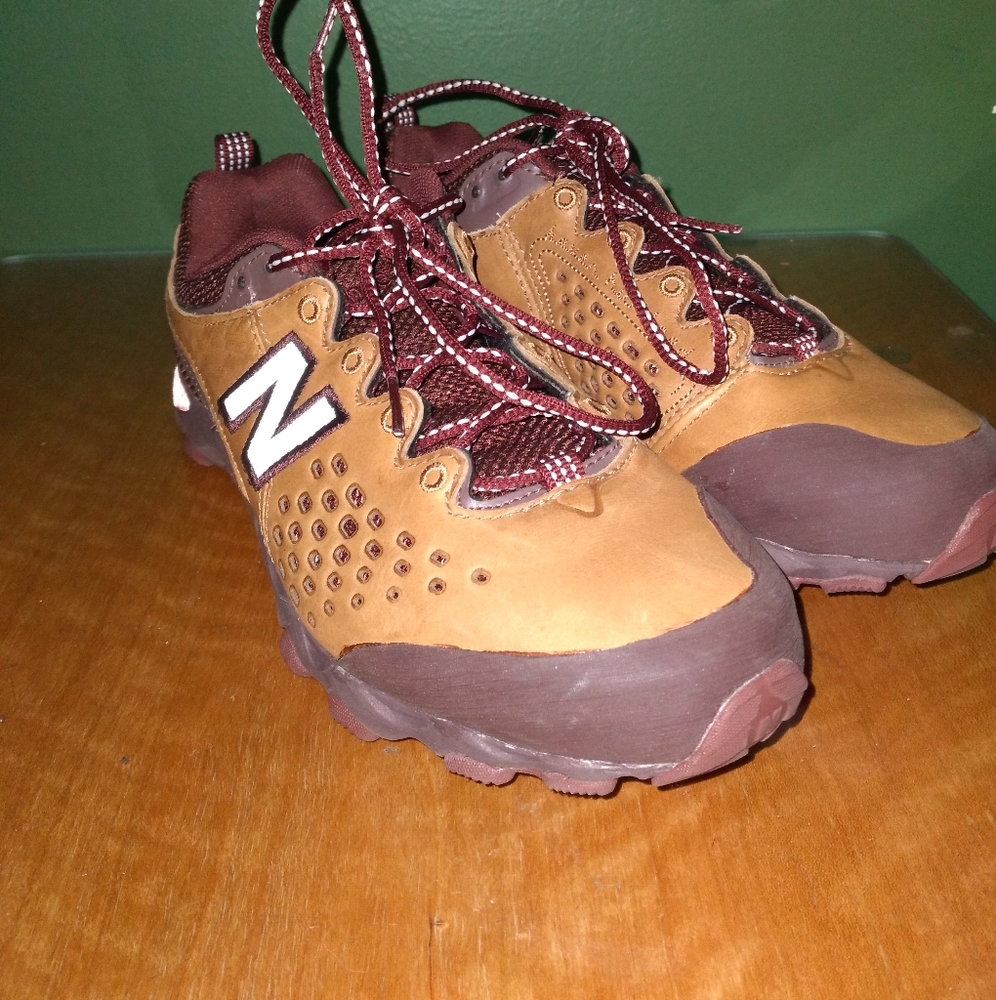 New Balance Womens shoes Size 7.5